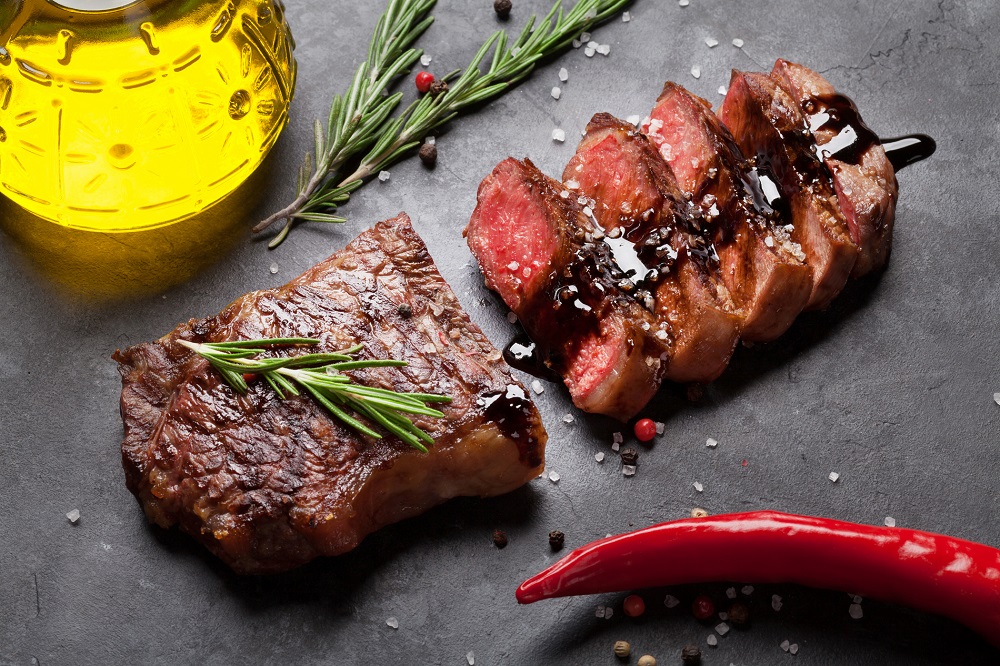 Aceite de Oliva Virgen Extra AOVE elaboración asados parrilladas platos a la brasa gastronomía recetas La Comunal